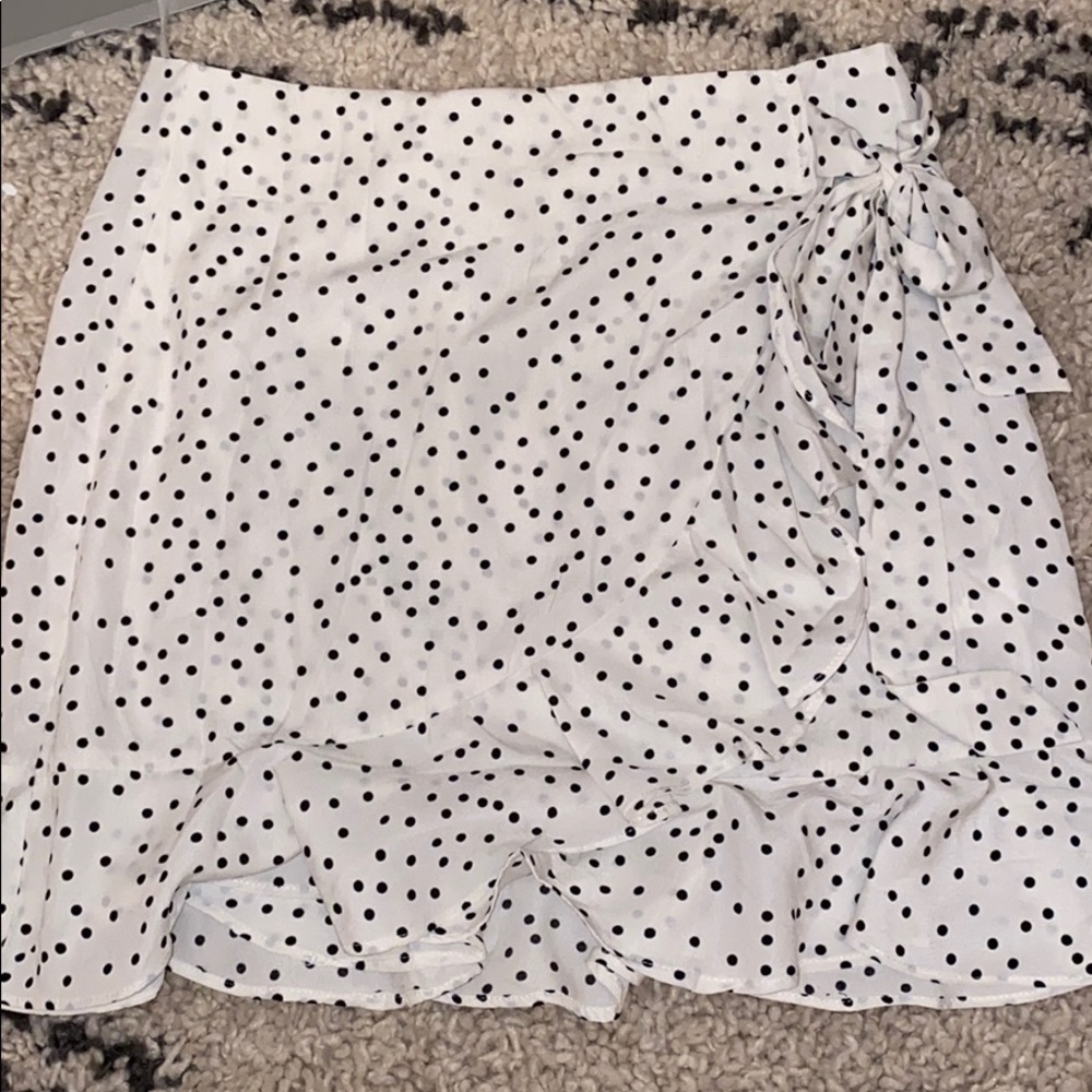 BRAND NEW Princess Polly skirt